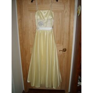 NEW Masquerade Yellow Vintage Look Long Formal Dress Woman's 9/10 Strapless Lace